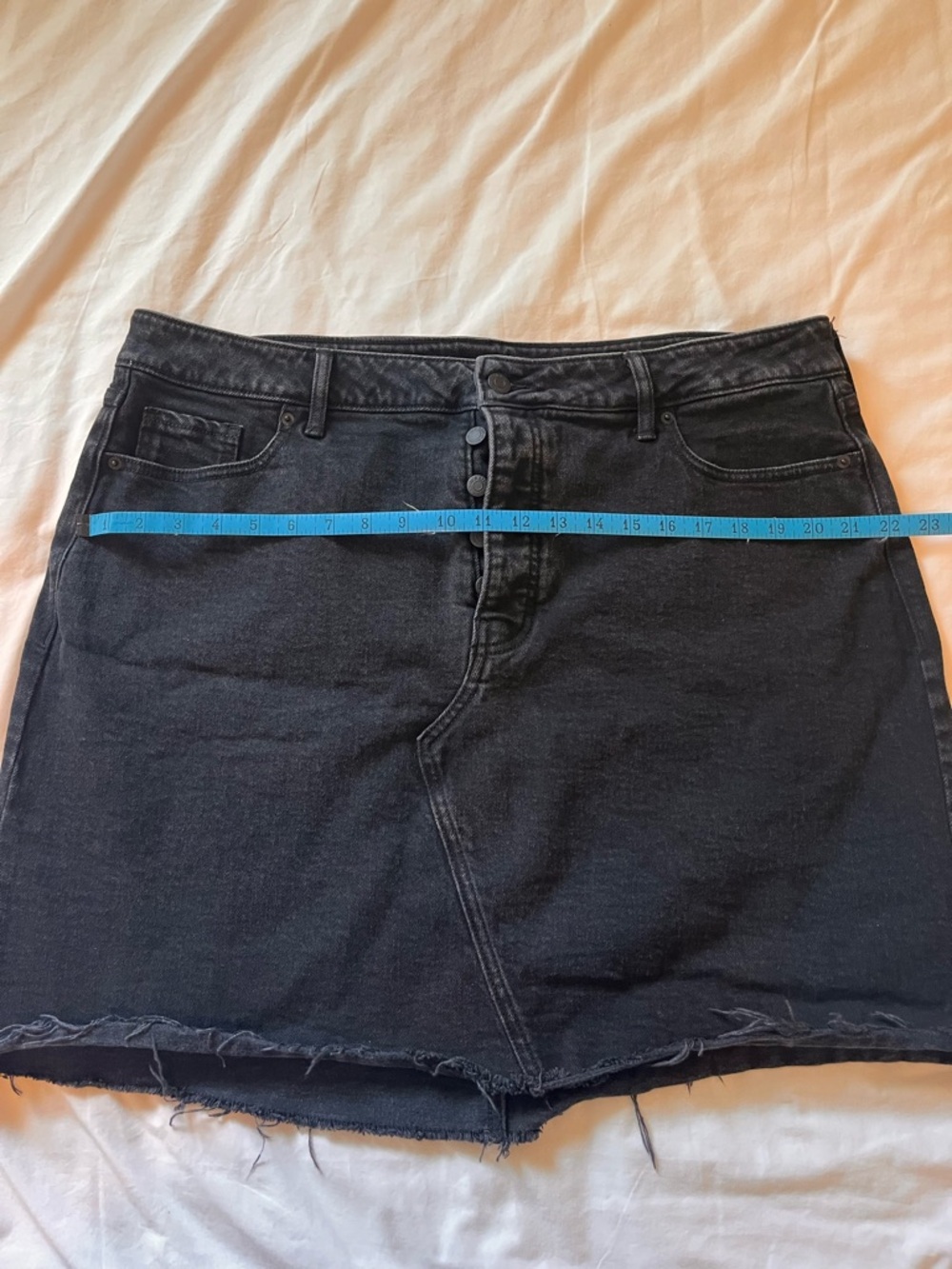Old Navy Women's Plus Size Black Denim Skirt - 20 - Picture 6 of 10